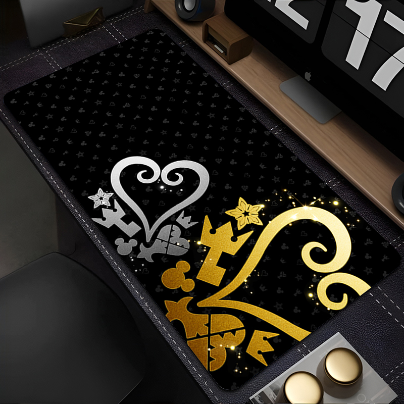 Laptop Accessories Nearby - แผ่นรองเมาส์อนิเมะสีดำและสีขาวสำหรับตั้งโต๊ะ อุปกรณ์เสริมสำหรับเล่นเกมบนพีซี แผ่นรองเมาส์สำหรับคีย์บอร์ดและเมาส์ แล็ปท็อป แผ่นรองเมาส์ K-Kingdom