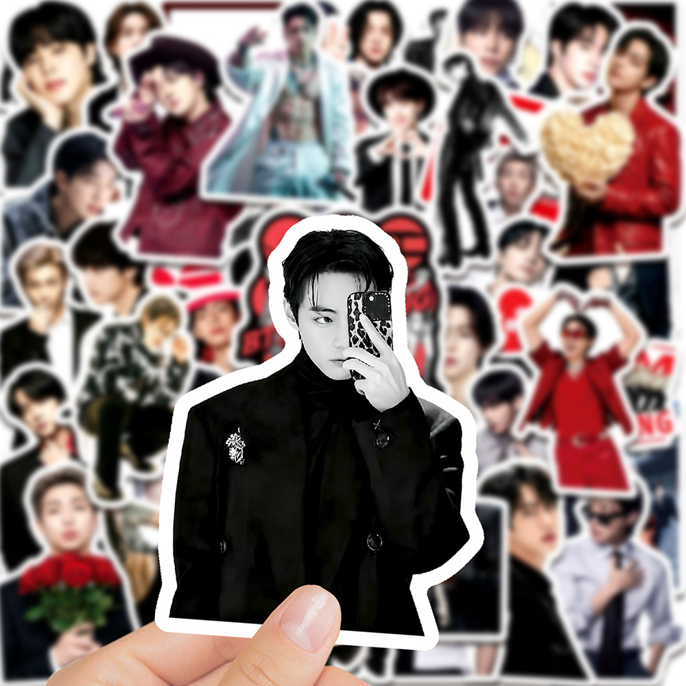 สติกเกอร์วงบอยแบนด์ BTS K-pop  - Laptop Accessories And Parts บทวิจารณ์และราคา